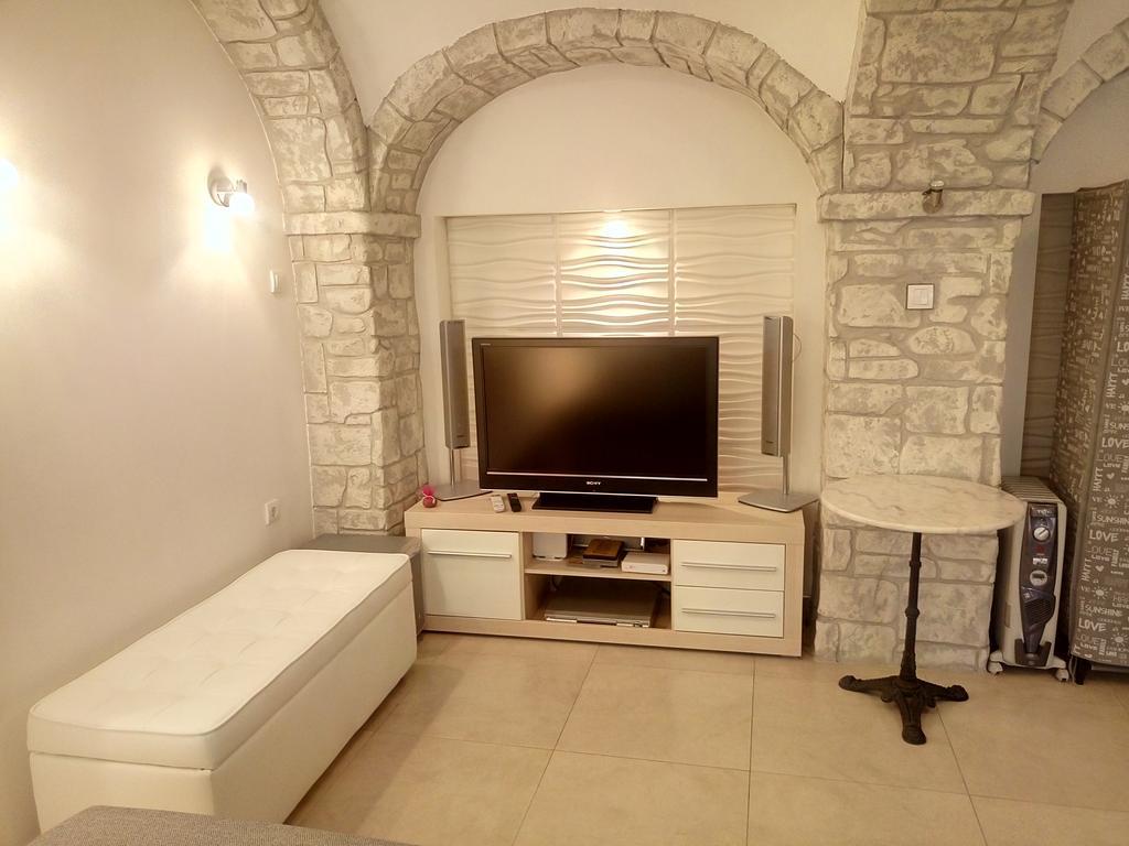 Apartment Zemun Old Town Center Belgrade Extérieur photo
