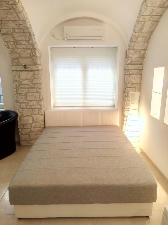 Apartment Zemun Old Town Center Belgrade Extérieur photo