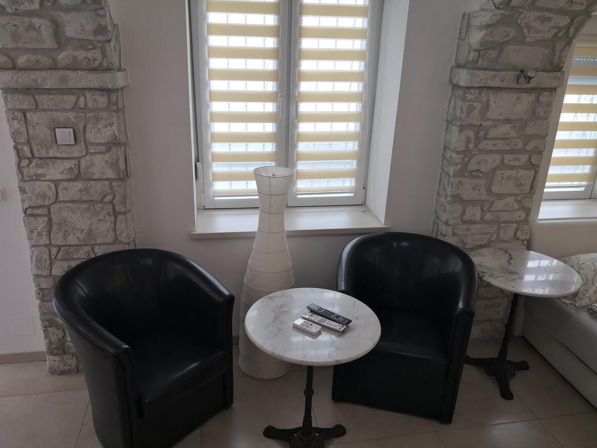 Apartment Zemun Old Town Center Belgrade Extérieur photo
